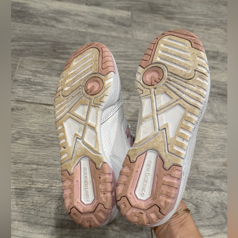 New Balance 550 pink white sneakers - Picture 6 of 9